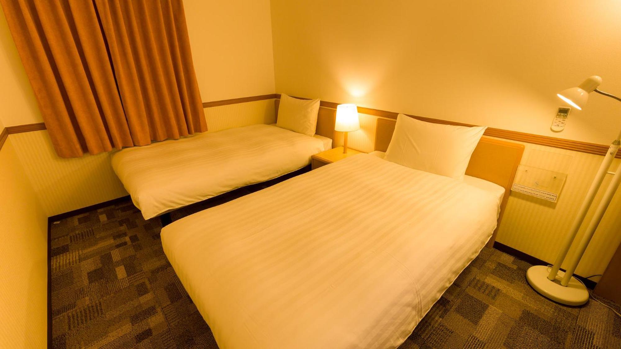 Toyoko Inn Chiba Ekimae Номер фото